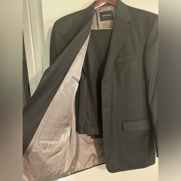 Macys Nautica Men’s Suit - Picture 2 of 10